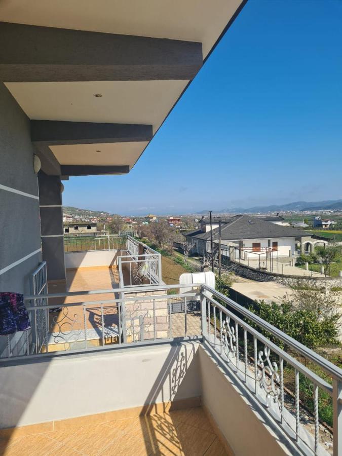 Guest House Ilir Berat Exterior foto